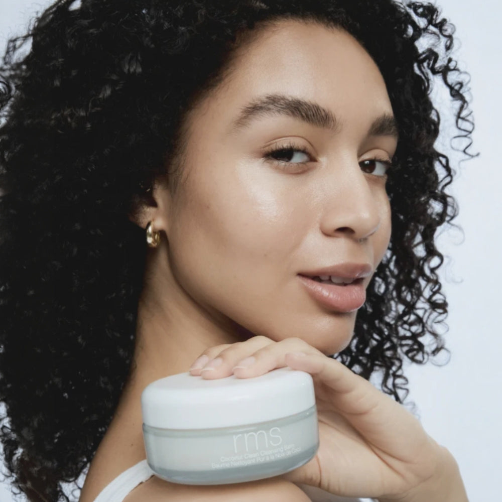 How to Choose the Best Facial Cleanser for Dry Skin