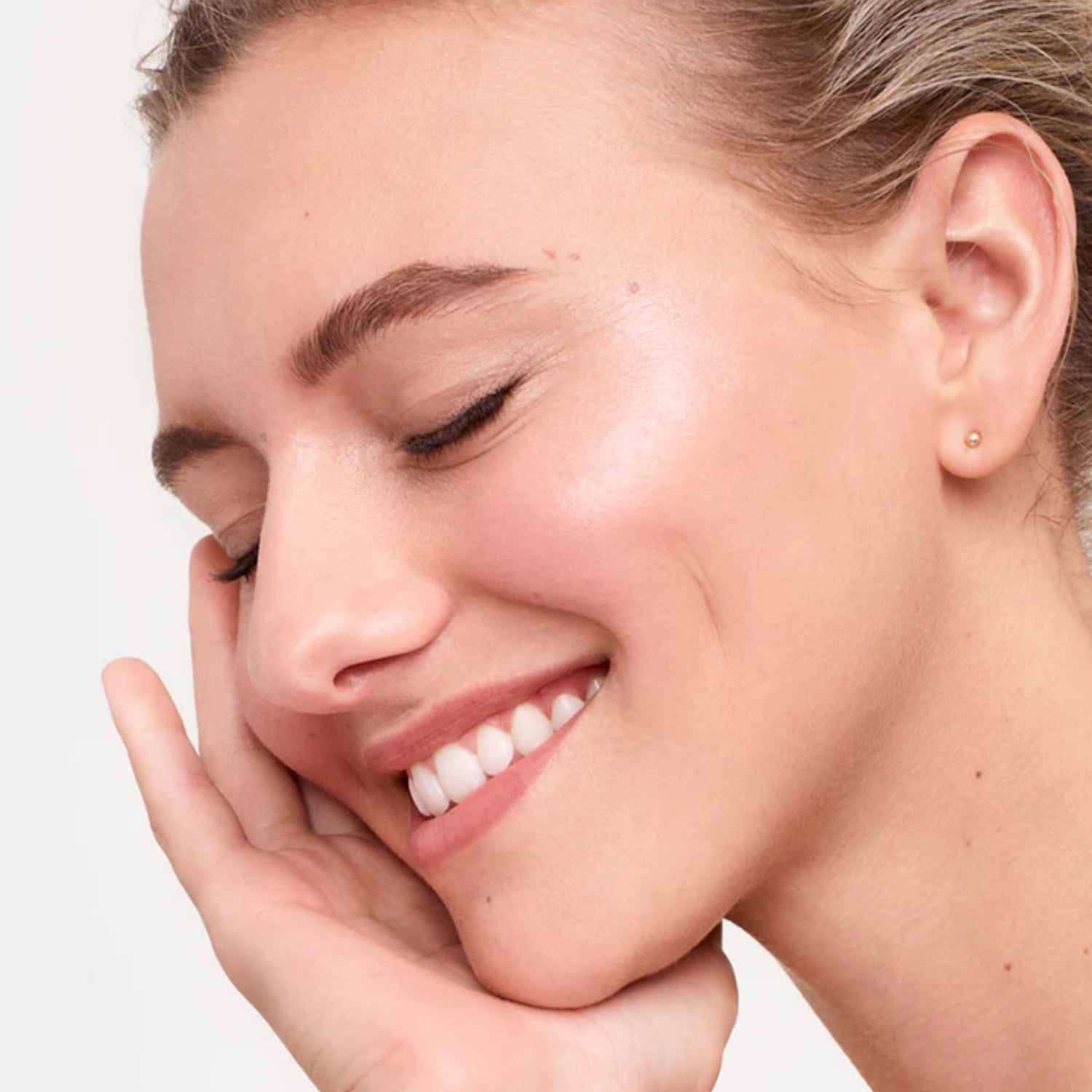 What Is My Skin Tone? Your True Undertone